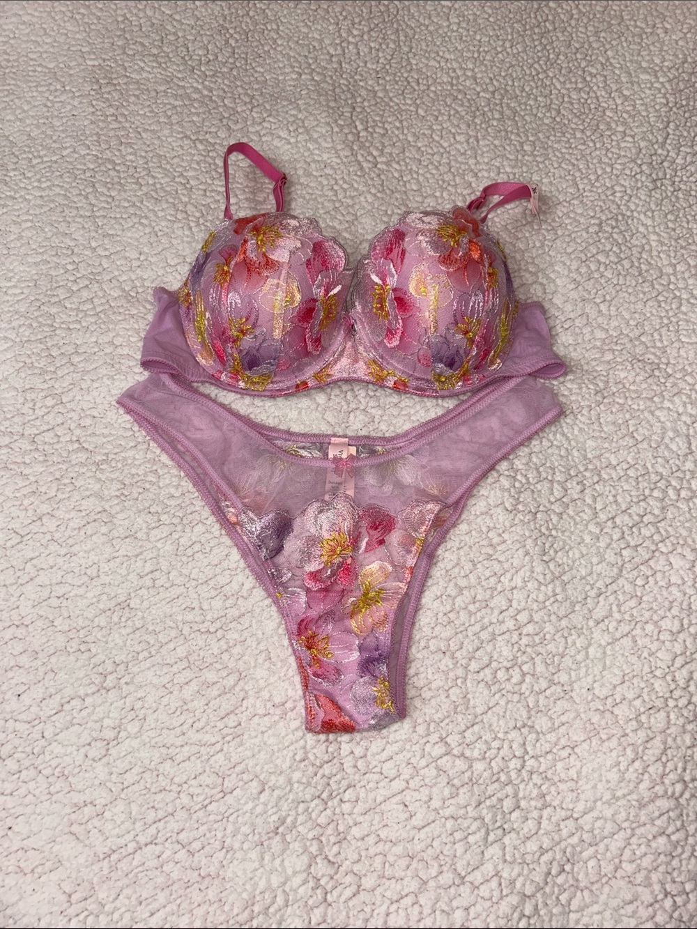 Victoria's Secret Pink Floral Embroidered Lace Bra 36-C & Thong-M Set